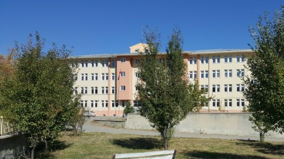Bağbaşı Anadolu Lisesi Fotoğrafı